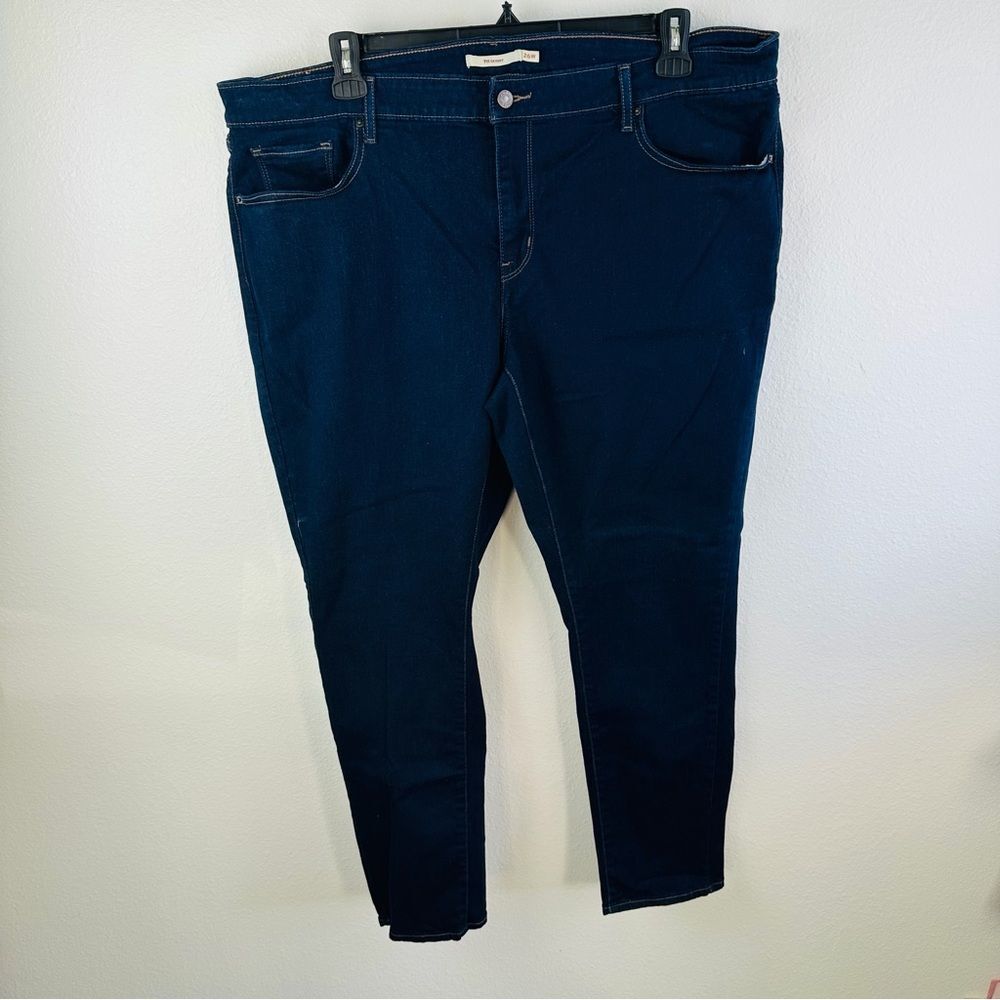 Levi’s 711 Skinny Dark Wash‎ Skinny Jeans Size 26W